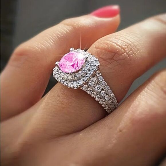 Pink Princess cut Stunning Diamond ring sz 7